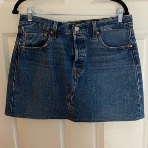 Levis jean mini size 31
